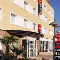 Hotel IBIS BARCELONA SANT ANDREU, Barcelona, Spain
